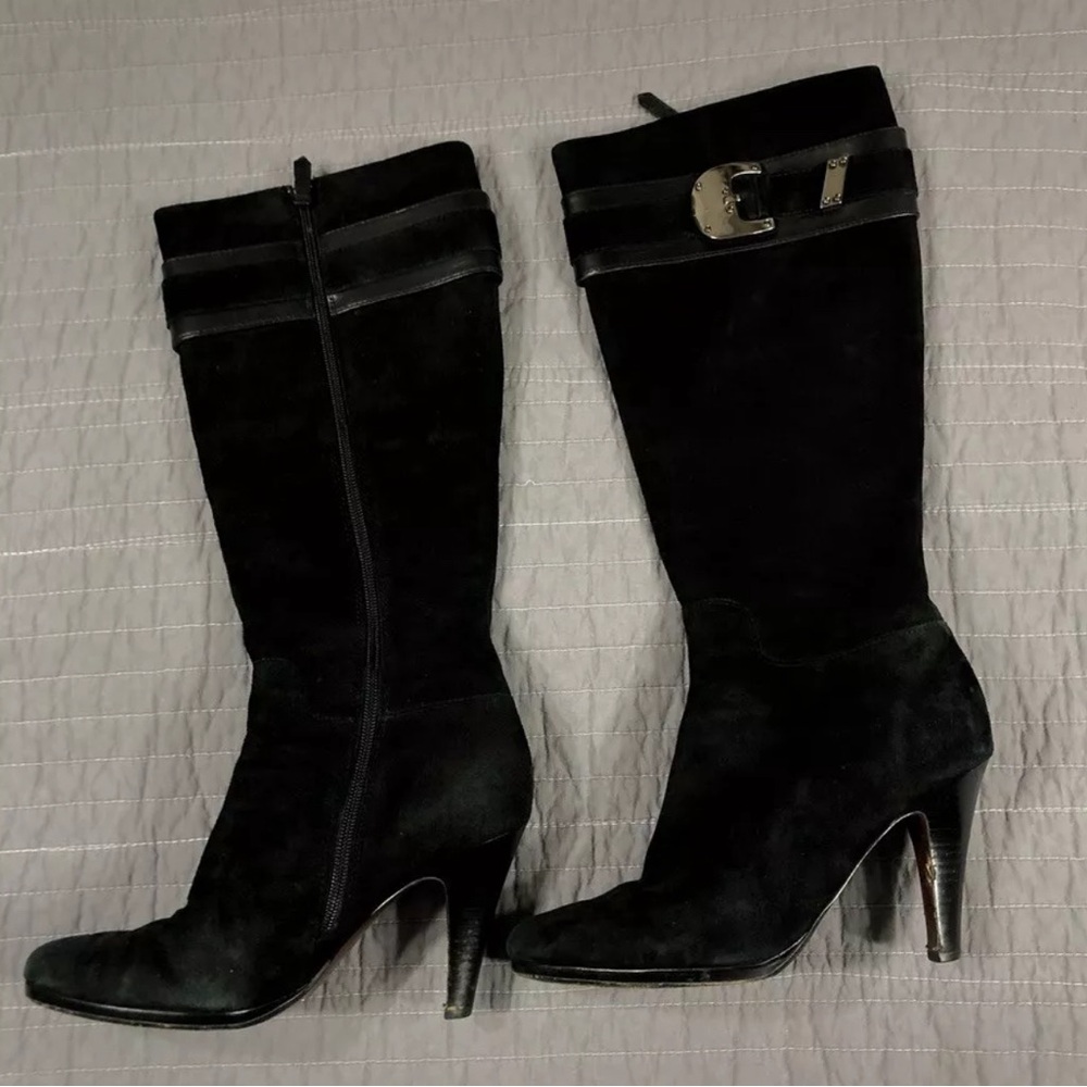 LIKE NEW COLE HAAN BLACK SUEDE TALL BOOTS
ONLY WORE ONCE OPEN TO OFFERS